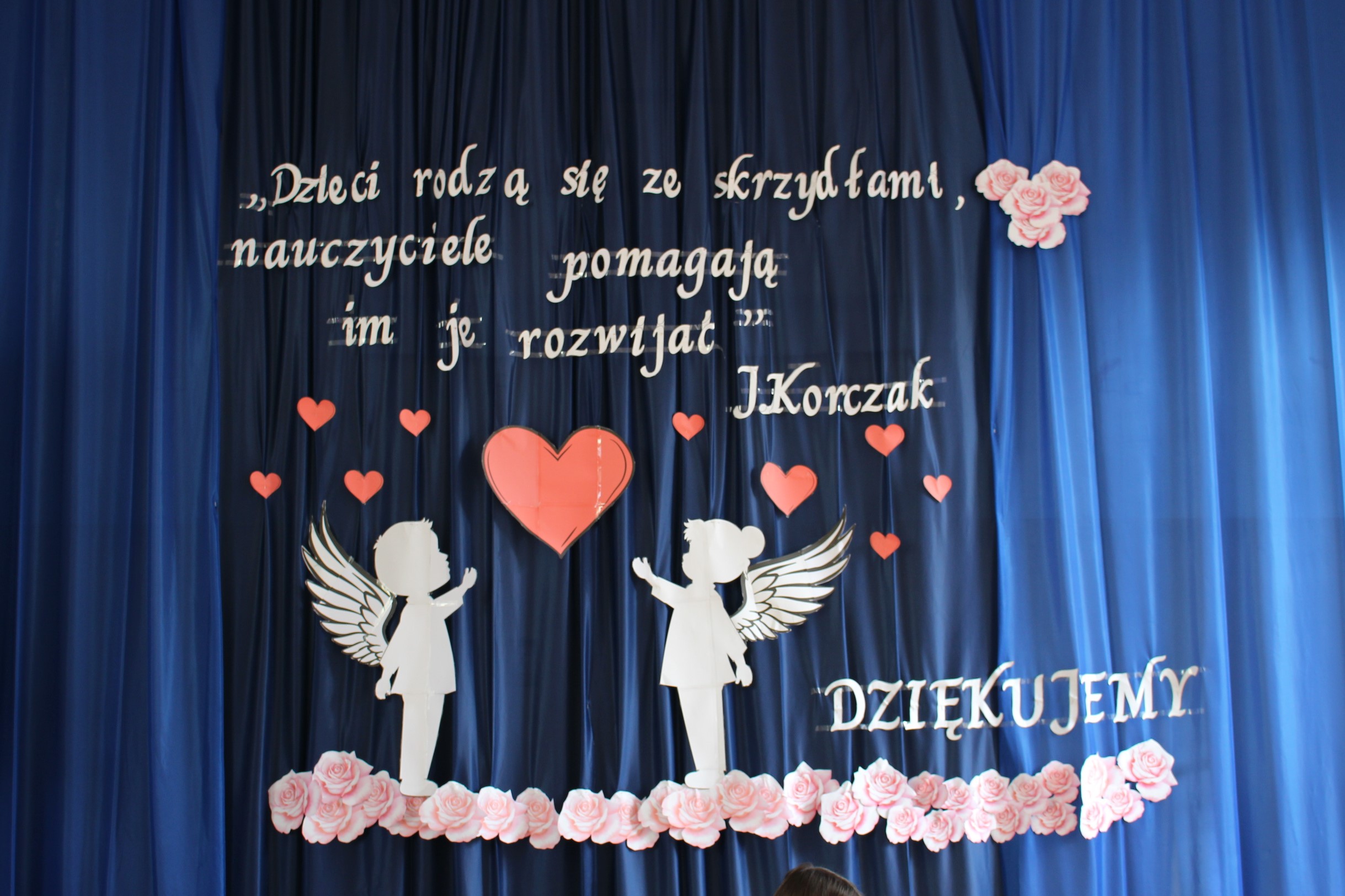 Akademia z&nbsp;okazji Dnia Edukacji Narodowej oraz&nbsp;Ślubowanie Pierwszoklasist&oacute;w